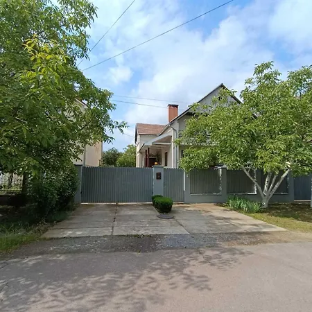 New And Comfort Apartment *